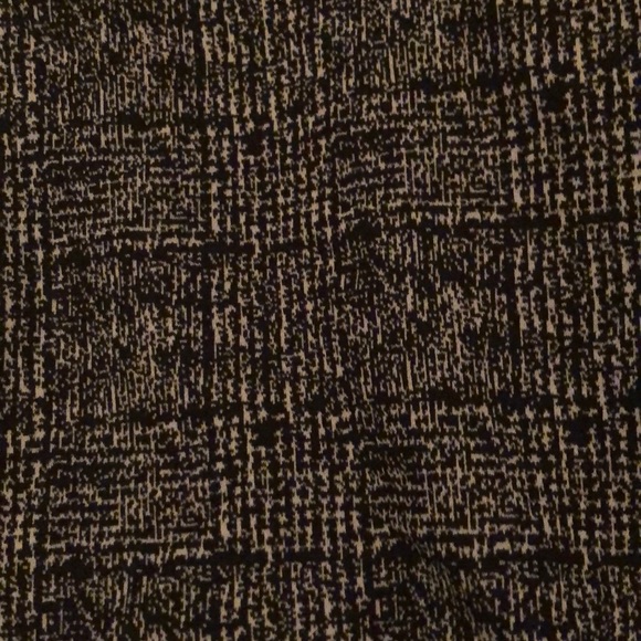 Black and White Patterned Mini Skirt - Picture 2 of 3